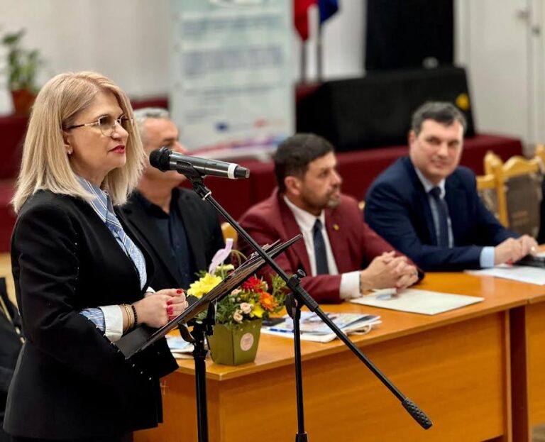 Cei mai buni 42 de elevi din 15 județe participă la Olimpiada din aria curriculară „Tehnologii”, profil tehnic, domeniul „Construcții, instalații și lucrări publice”, găzduită de Târgoviște