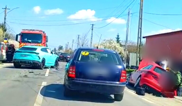 Accident cumplit la Cojasca! Trei victime, după ciocnirea dintre două autoturisme. O copilă a fost găsită în stare de inconștiență