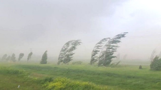 Vremea se schimbă radical în Săptămâna Mare a Paștelui! Județul Dâmbovița, vizat de Coduri galbene de vreme răcoroasă vânt și ploi! Viscol și ninsori, în zona montană