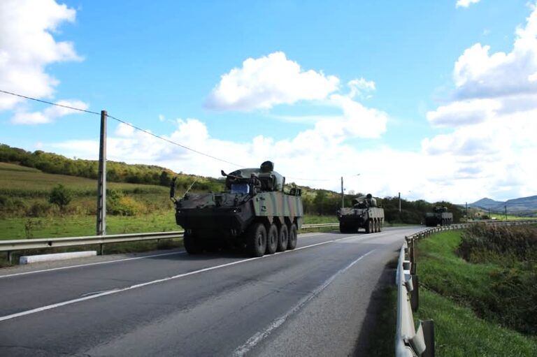 Intervenție de urgență după impactul dintre trei transportatoare blindate Piranha 5! 11 militari transportați la spital pentru îngrijiri medicale