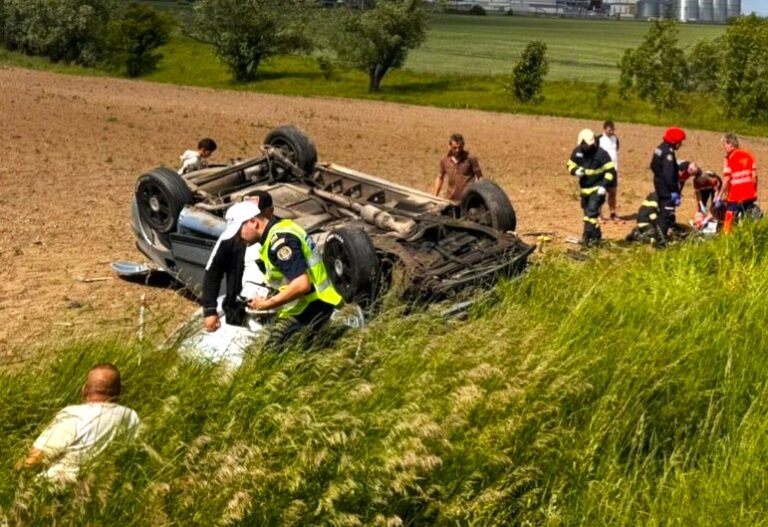 Durere fără margini pe DN 1! Un copilaș de 2 ani și opt luni și-a pierdut viața într-un accident cumplit. Alți trei copii și doi adulți, transportați de urgență la spital
