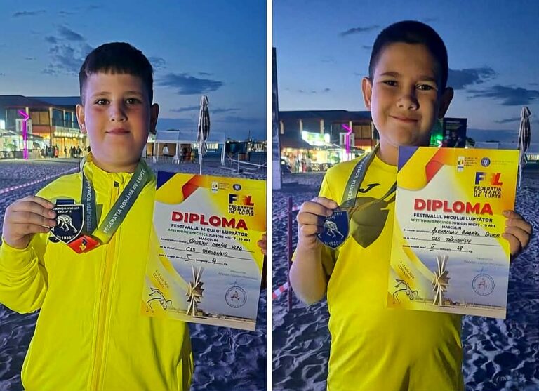 Două medalii de argint și un început promițător la Naționalele de lupte pe plajă pentru sportivii de la CSȘ Târgoviște! Cristian Vlad și Alexandru Stoica, primii luptători dâmbovițeni care au urcat pe podiumul de premiere la Costinești