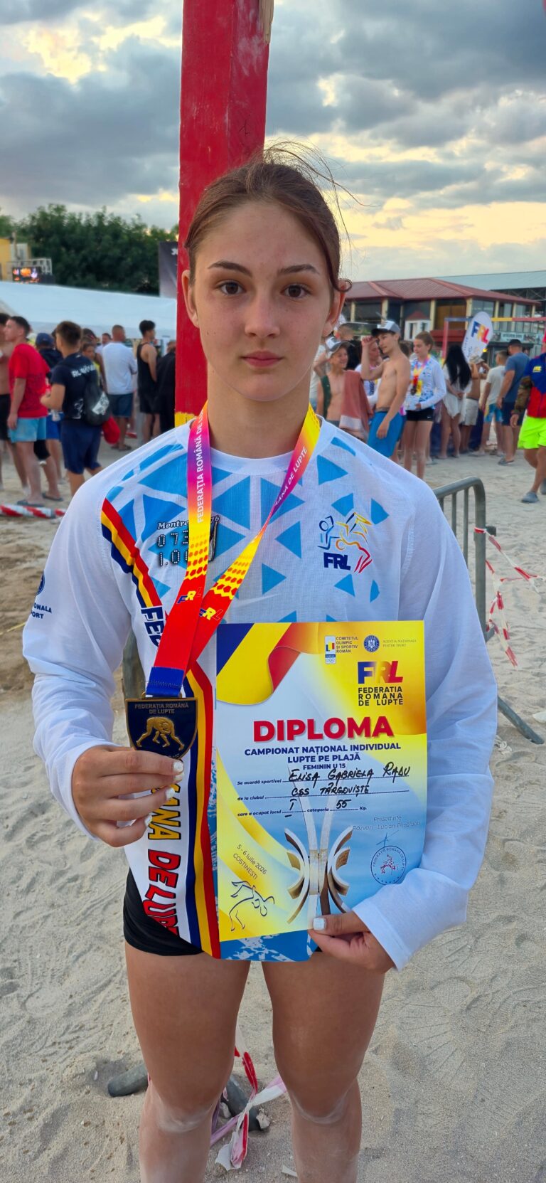 Noi medalii prețioase pentru luptătorii dâmbovițeni la Campionatul Național de lupte pe plajă! Elisa Radu, campioană a României pentru al doilea an consecutiv