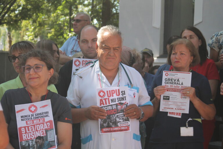 Spitalul Județean de Urgență din Târgoviște fierbe! Șeful ATI avertizează: „Sistemul privat începe să ne facă cu ochiul”. A doua zi de proteste și un semnal de alarmă pentru sănătatea din Dâmbovița