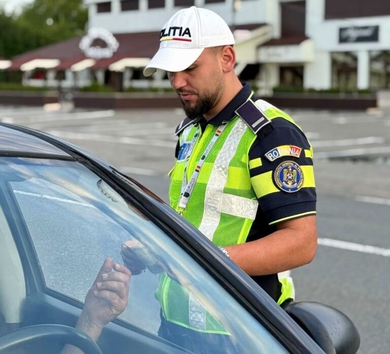 Razie de amploare pe șoselele din Dâmbovița! 12 permise reținute și amenzi de peste 250.000 aplicate în doar cinci ore