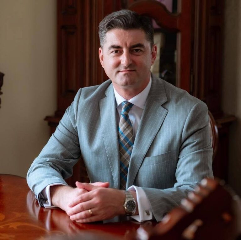 Tensiuni uriașe pe Proiectul noii Legi a salarizării unitare! AUR anunță că nu va vota documentul în forma actuală. Ciprian Iacob, senator: „Ne-am asumat clar angajamentul că nu vom susține o lege care încalcă drepturile salariale”