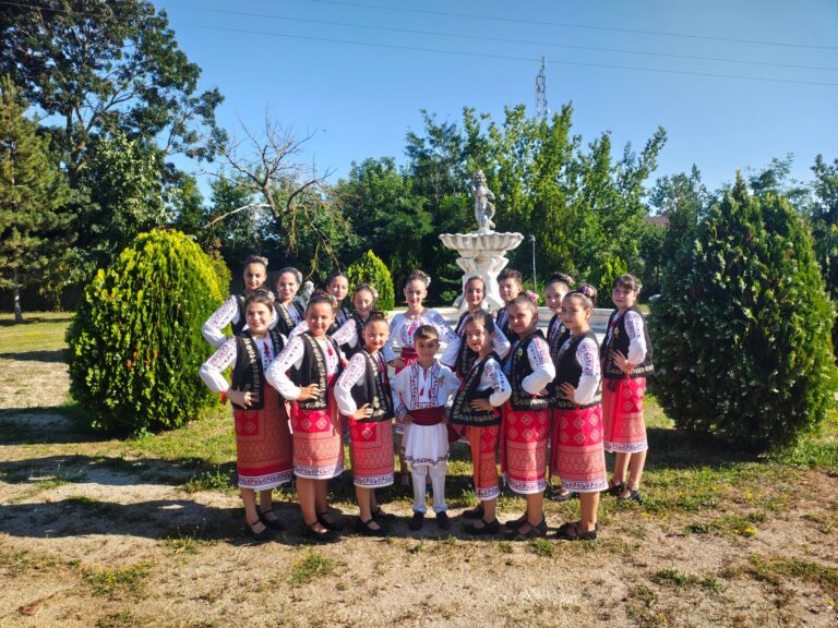 Mândrie pentru Târgoviște! Ansamblul folcloric „Mugurași de la Chindie”, pe podiumul unui prestigios concurs național