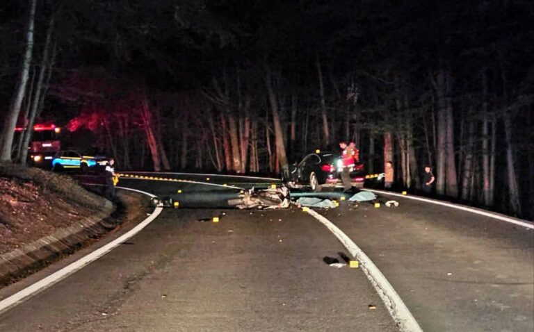 Tragedie pe drumul ce duce spre Poiana Brașov! Doi tineri aflați pe motocicletă și-au pierdut viața într-un accident îngrozitor