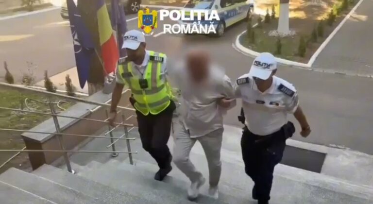 Dâmbovițeanul care a încredințat mașina tânărului fără permis implicat în accidentul mortal de la Corbii Mari, reținut și pus sub control judiciar! Cinci persoane au murit în urma impactului devastator