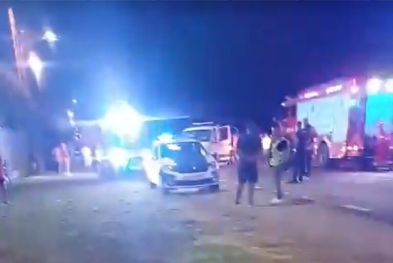 De la accident la scandal monstru pe o șosea din Dâmbovița! Polițiștii au tras focuri de armă, iar doi scandalagii au ajuns după gratii
