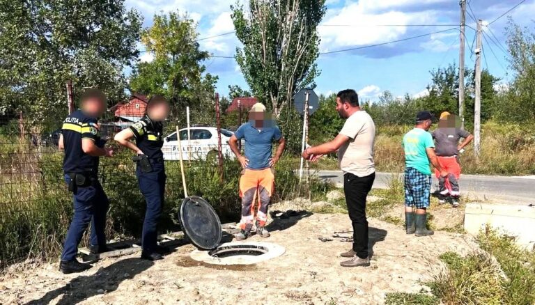 Caz revoltător la Văcărești! Un câine ar fi fost aruncat într-un cămin de apă potabilă. Primarul a sesizat poliția: „Astfel de fapte inumane reprezintă un pericol pentru noi toți”