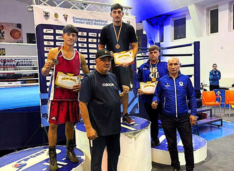 Un boxer din Târgoviște a ajuns vicecampion al României!  Ștefan Adam, pe podiumul național după evoluție de excepție în ring. Alți doi pugiliști dâmbovițeni au fost medaliați cu bronz