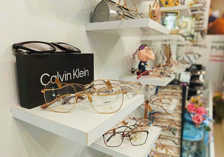 Ai grijă de vederea ta! Consult Optic by Iuliana din Târgoviște, soluția perfectă pentru sănătatea ochilor tăi. Voucher de 500 de lei pentru cei care comandă lentile progresive
