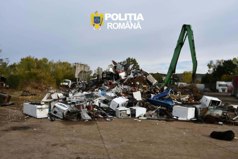Descoperire de proporții într-o comună din apropierea Târgoviștei! 100 de tone deșeuri, găsite pe un teren neautorizat. S-a deschis dosar penal, iar patronul a fost amendat drastic