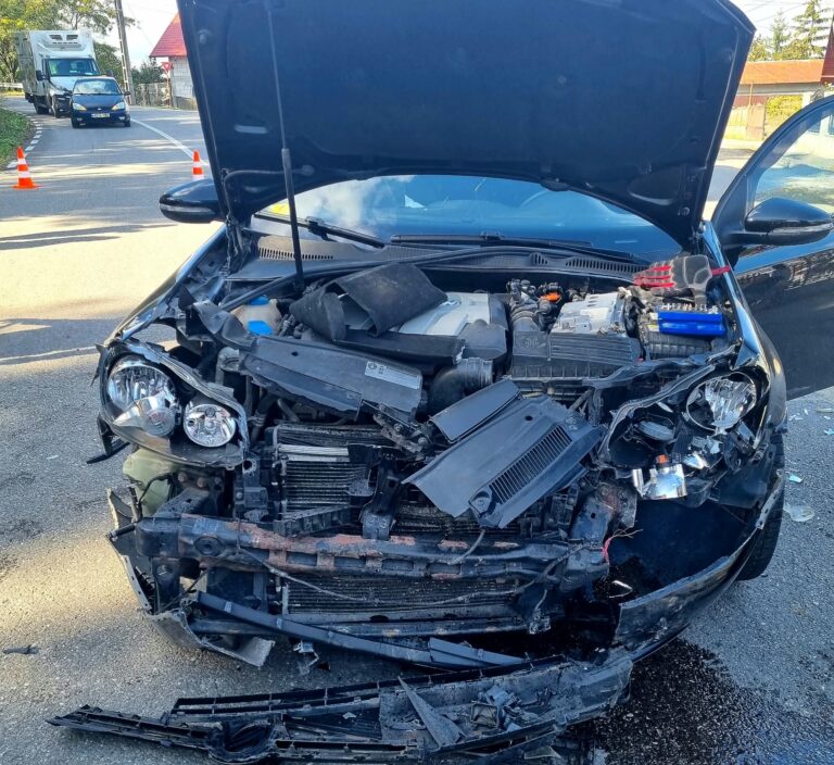 Accident violent cu două victime, în Dâmbovița! Un șofer începător și un pasager, transportați de urgență la spital. Un bărbat din Târgoviște, vinovat pentru producerea coliziunii